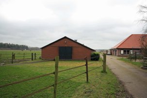 vooraanzicht kabeko stables